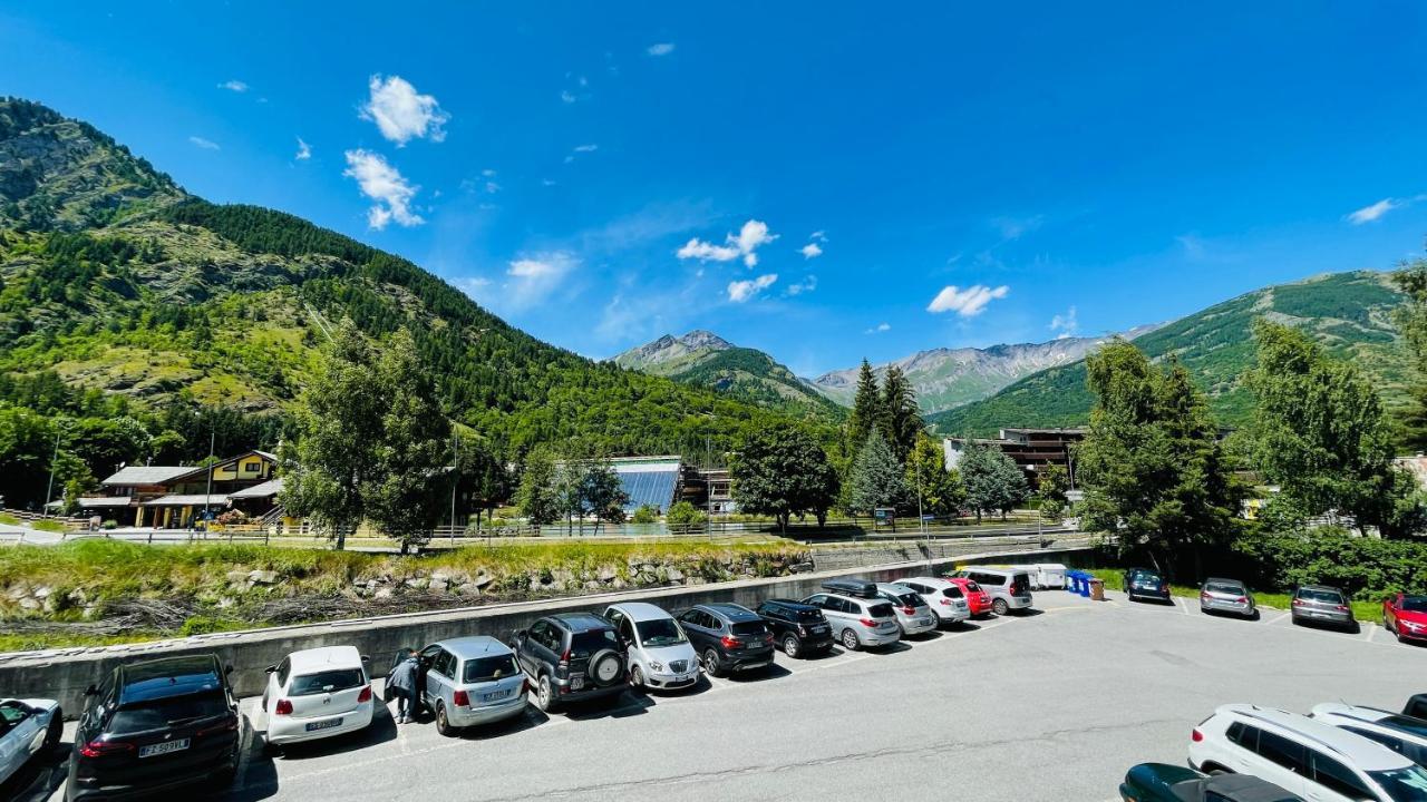 Appartamento Smith Roero - Affitti Brevi Italia บาร์โดเนกเกีย ภายนอก รูปภาพ