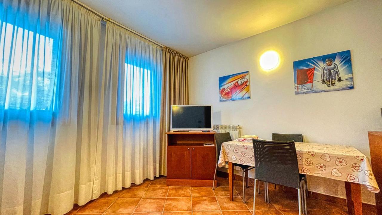 Appartamento Smith Roero - Affitti Brevi Italia บาร์โดเนกเกีย ภายนอก รูปภาพ